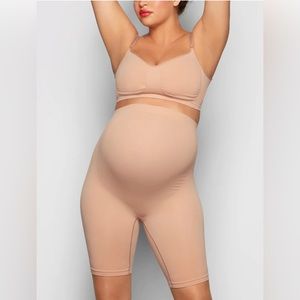 Skims L/XL maternity shaping shorts color sienna